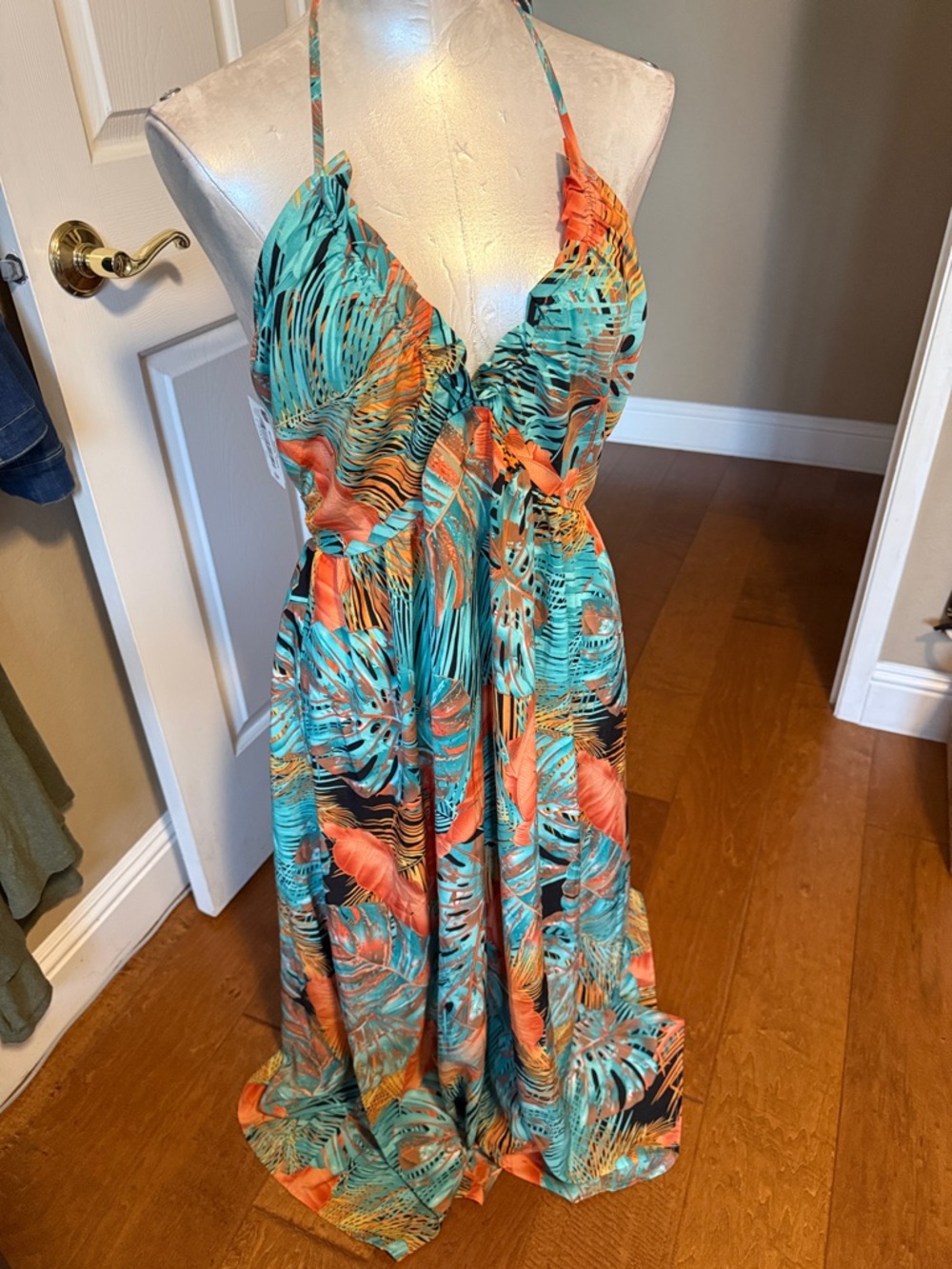 Cupshe Tropical Palm Leaf Halter Maxi Dress Green White Boho Resort Wear Size L - Picture 3 of 13